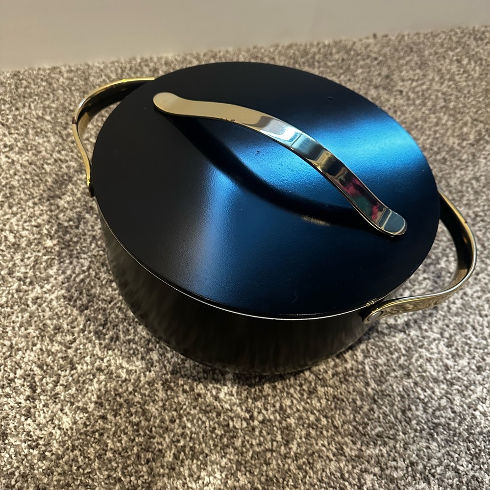 Caraway 6.5qt Dutch Oven Black and Gold